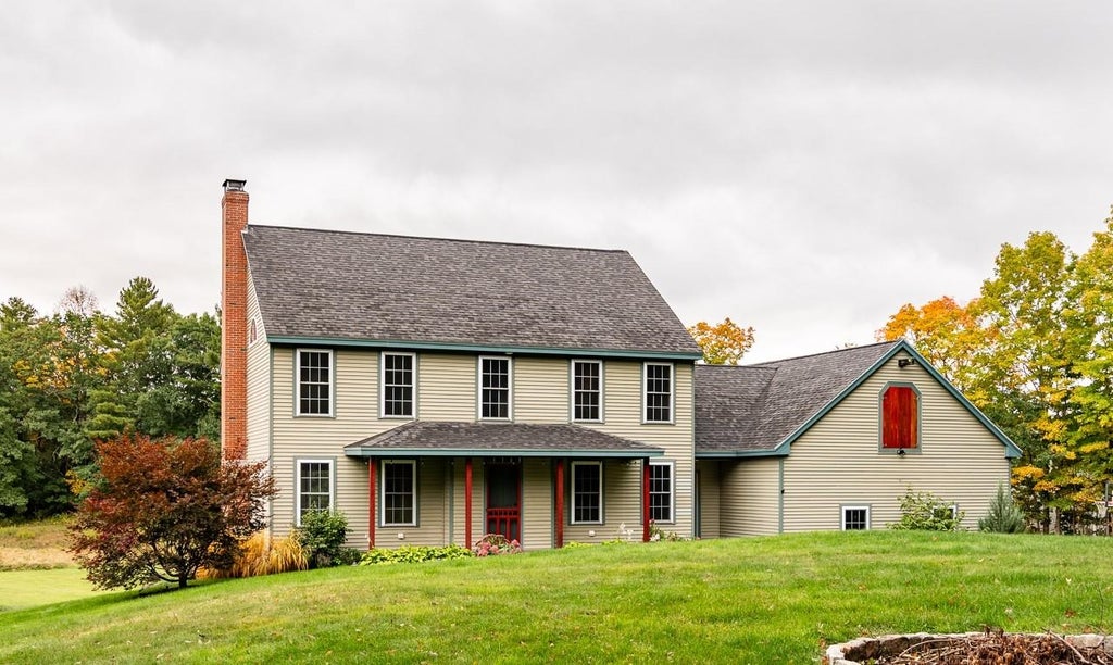 Photo of 8 Old Mill Lane, Rollinsford, NH 03869 (MLS # 5096739)