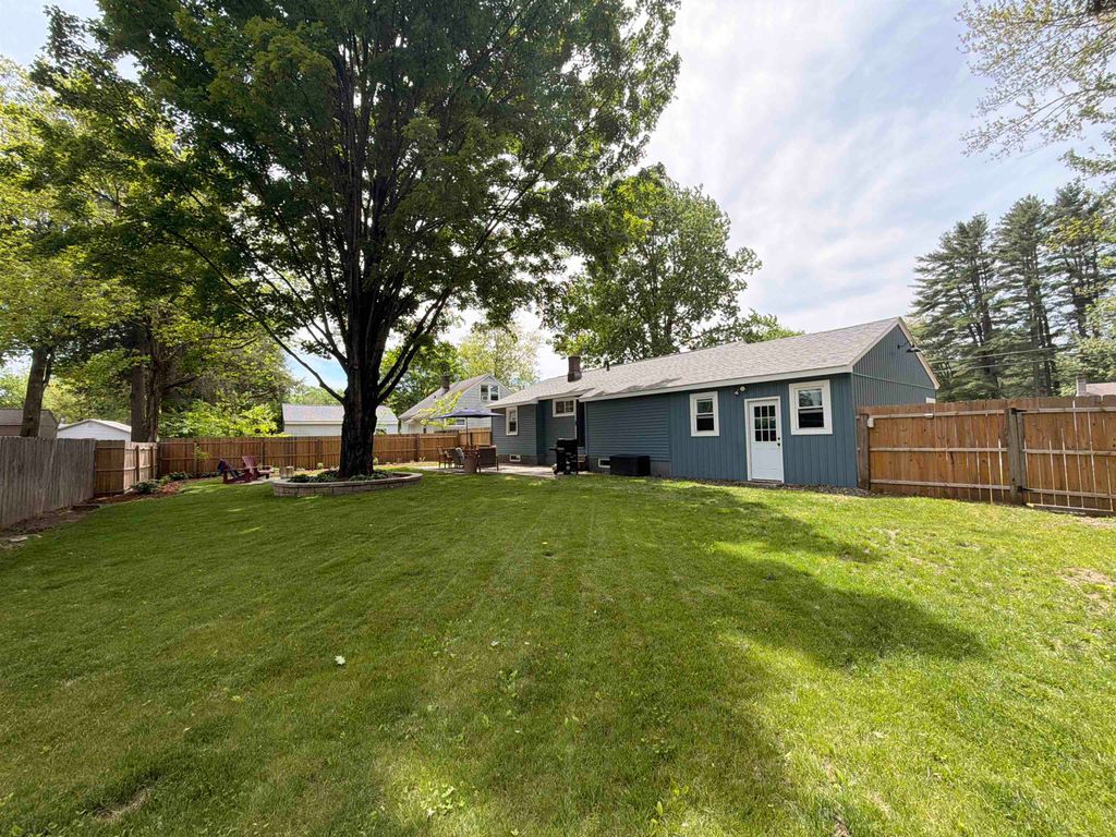 Photo of 41 Laura Lane, Keene, NH 03431 (MLS # 5091390)