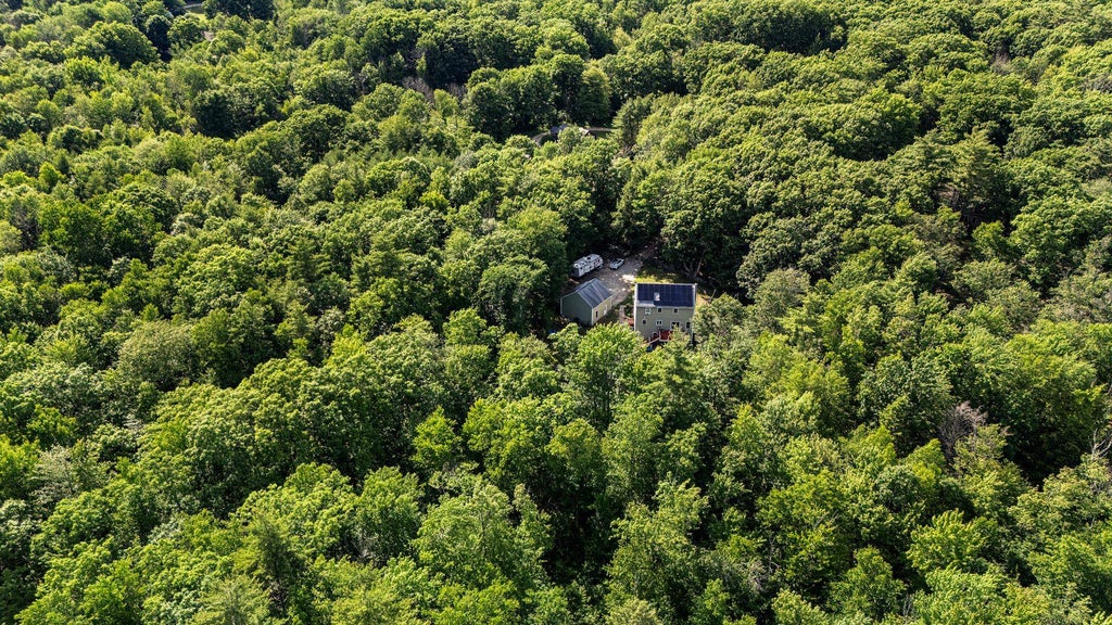 Photo of 165 King Hill Road, Francestown, NH 03043 (MLS # 5096543)