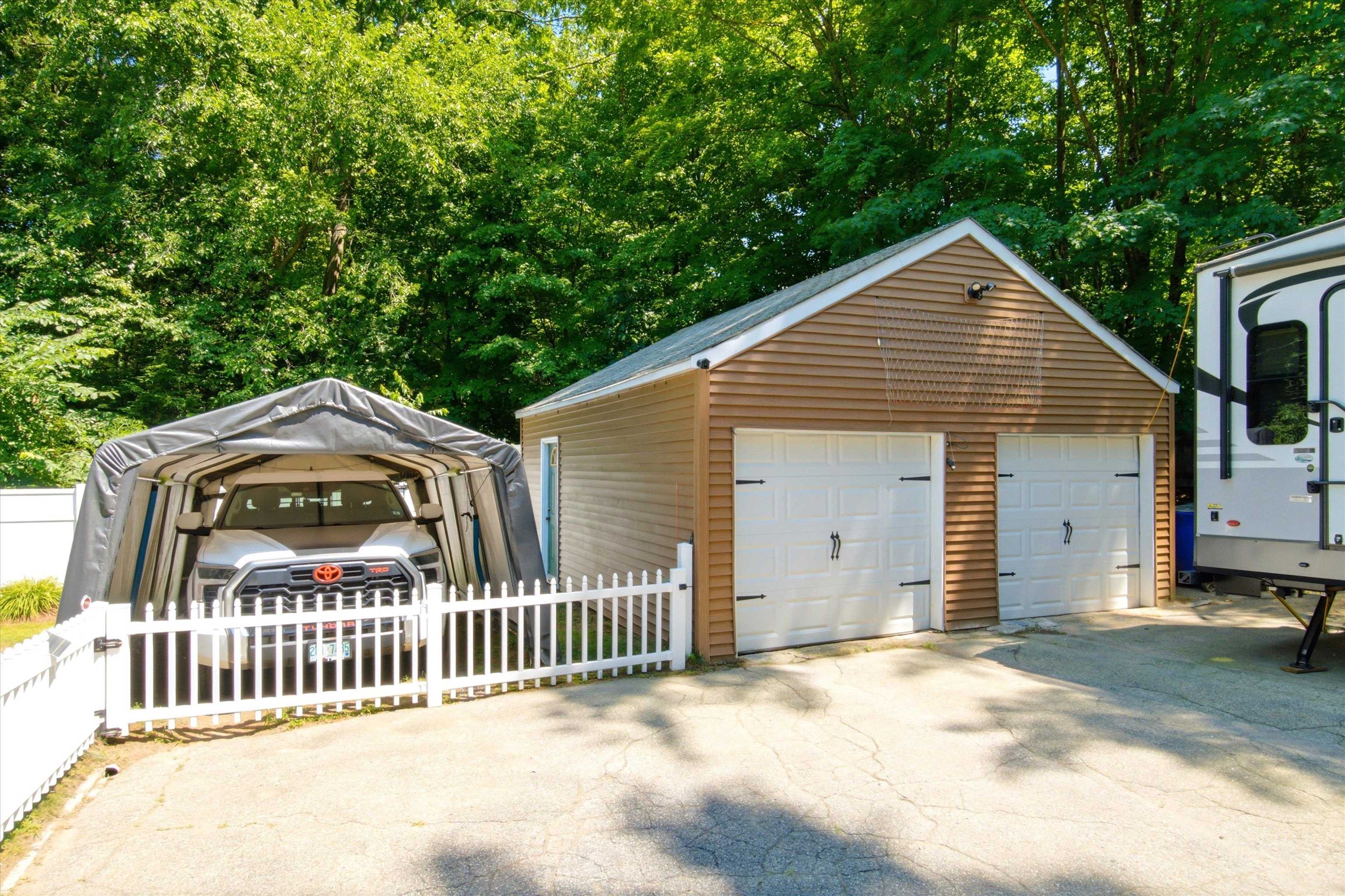 30 Danis Park Road