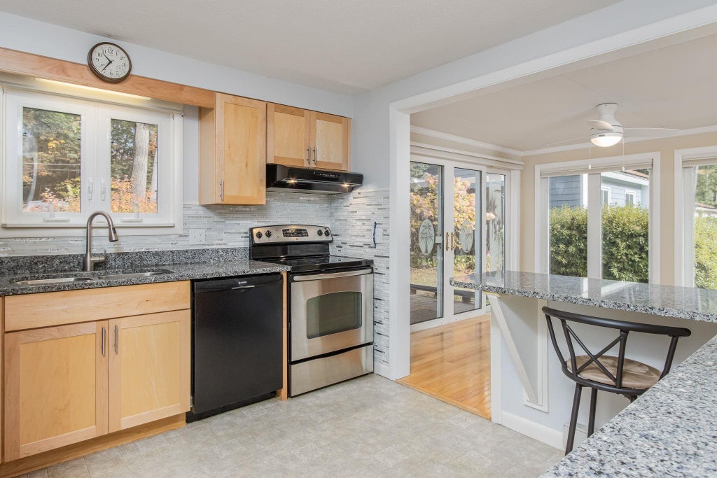Photo of 5 Piscataqua Road, Concord, NH 03301 (MLS # 5114045)