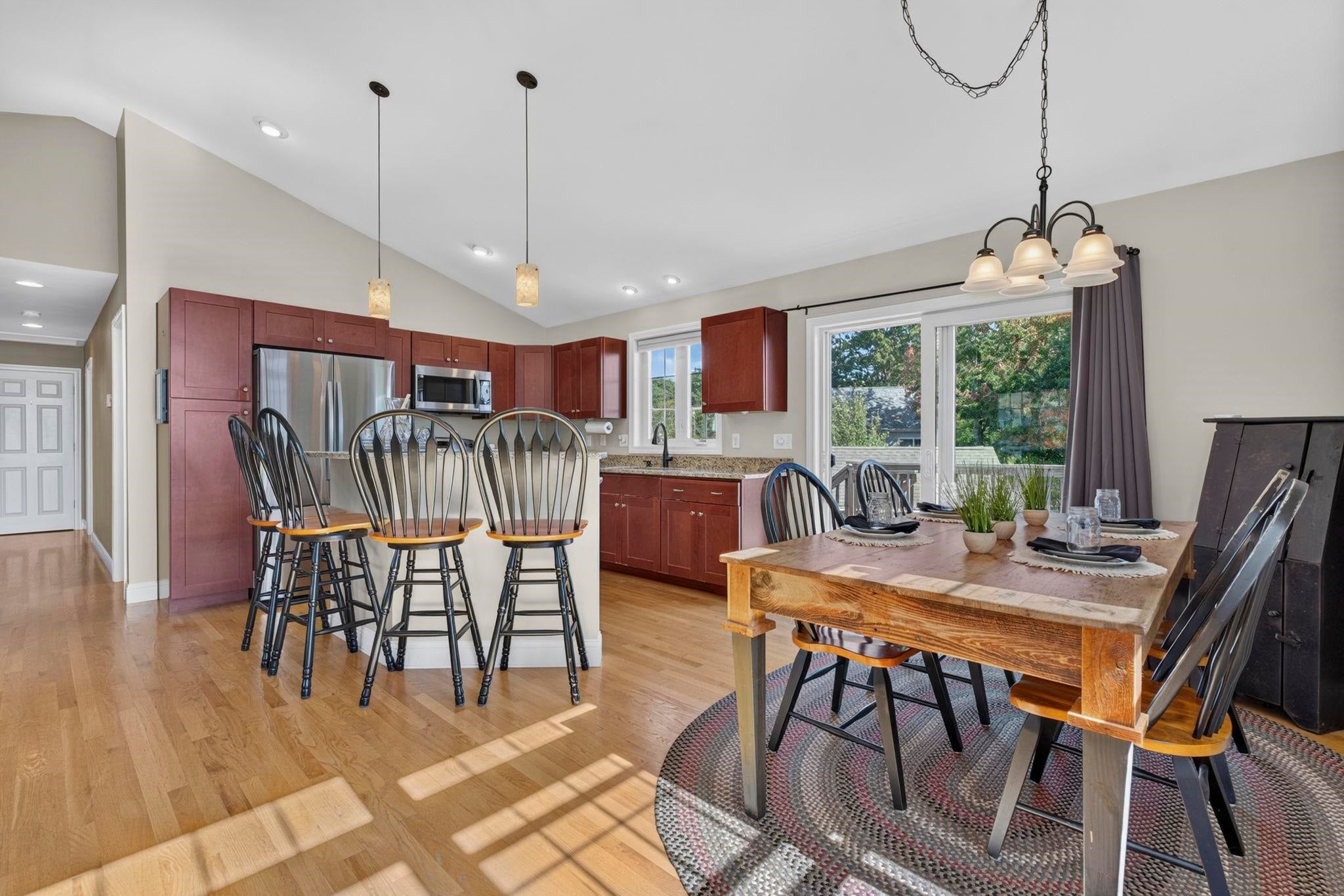 72 S Gray Court