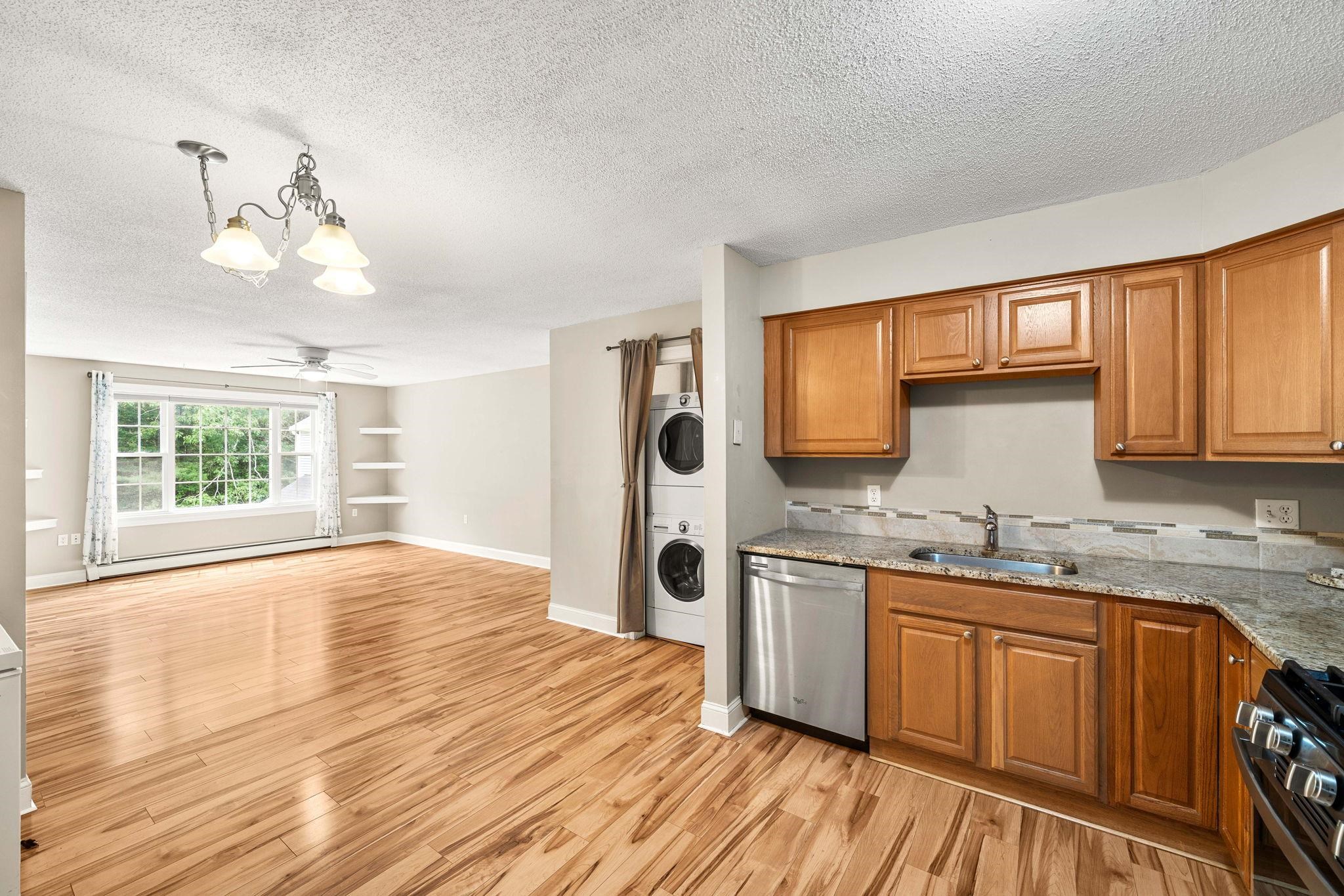 50 Brookside Drive J7