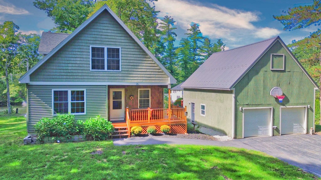 Photo of 24 Broad Cove Drive, Concord, NH 03301 (MLS # 5111216)