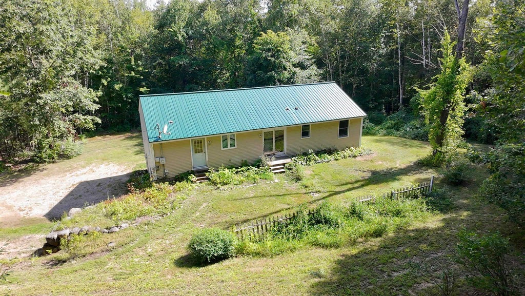 Photo of 141 Peaked Hill Road, Bristol, NH 03222 (MLS # 5108104)