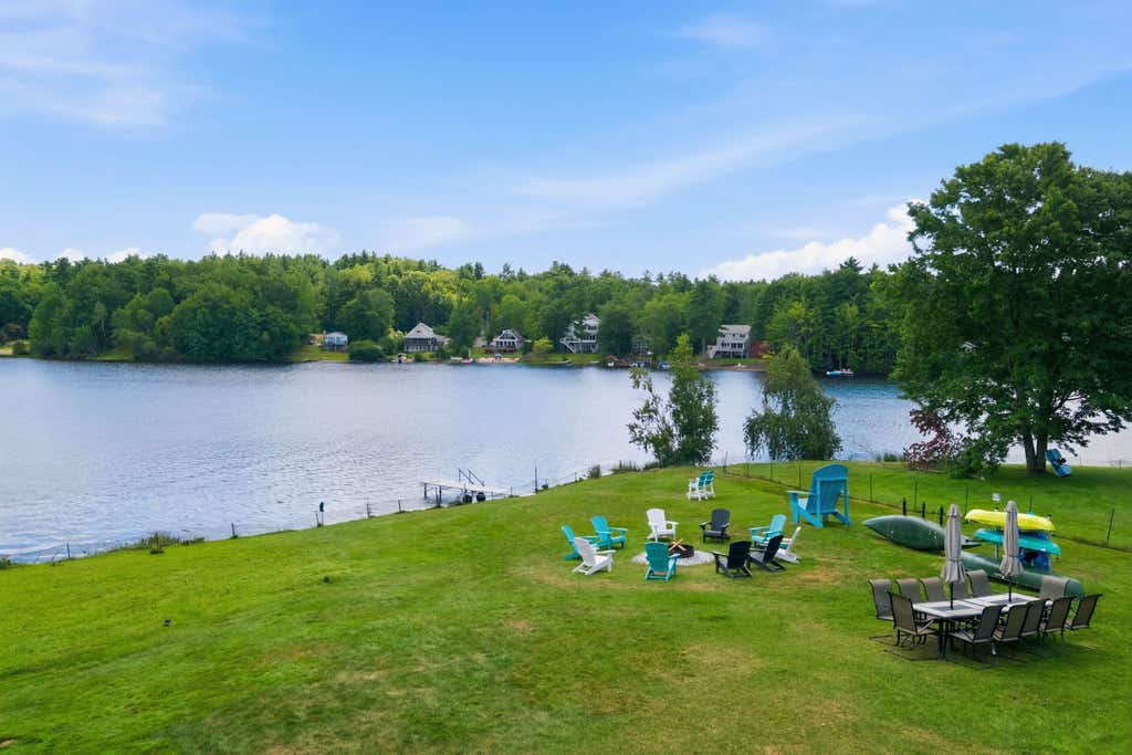 Photo of 165 Georgetown Drive, Barnstead, NH 03225 (MLS # 5105977)
