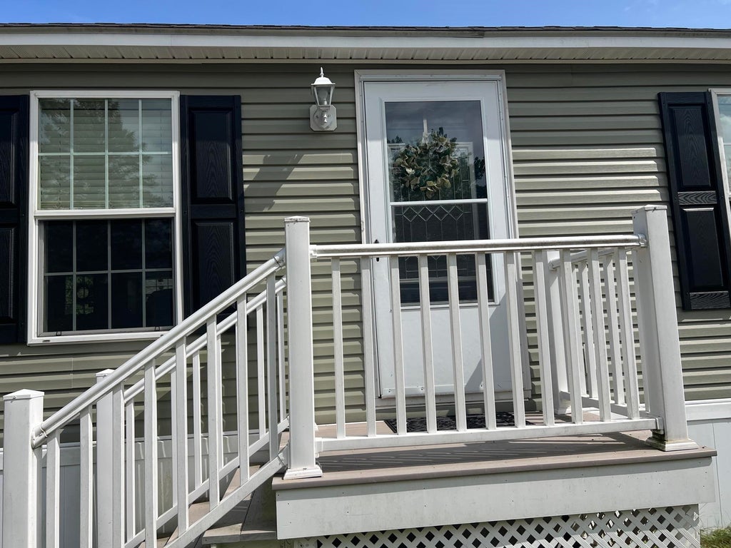 Photo of 139 Bluefish Boulevard, Portsmouth, NH 03801 (MLS # 5107117)