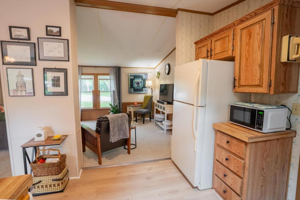 Photo of 12 York Court, Rochester, NH 03868 (MLS # 5101193)