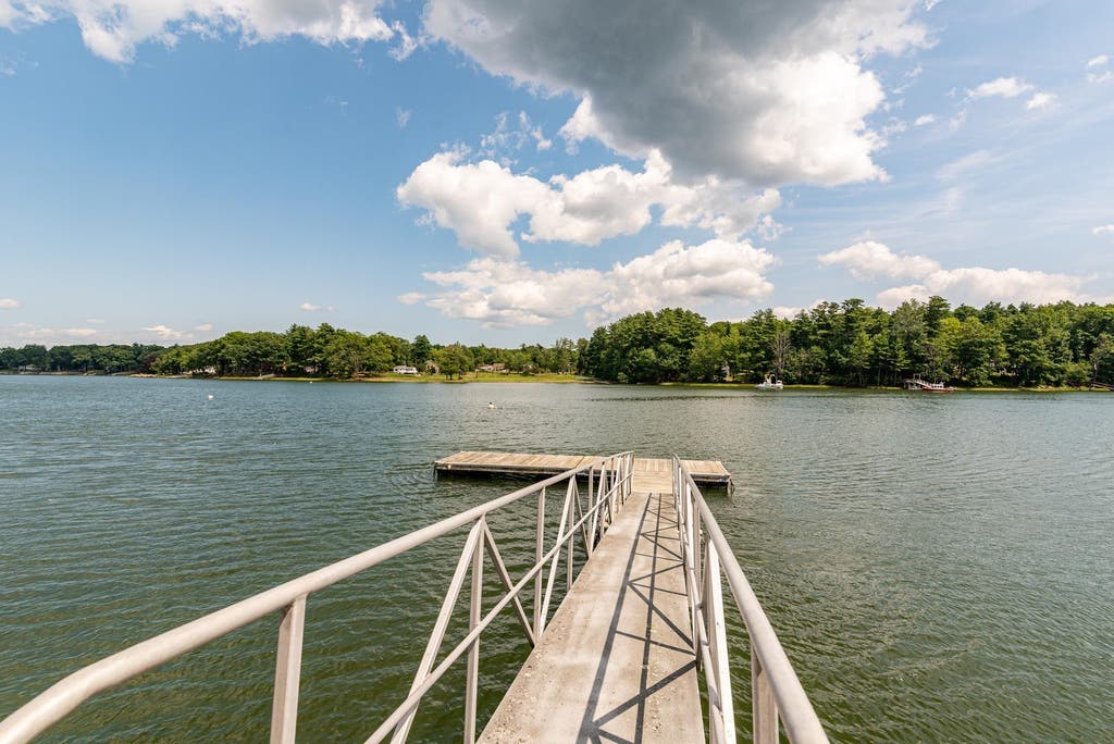 Photo of 13 Landing Way, Dover, NH 03820 (MLS # 5105751)