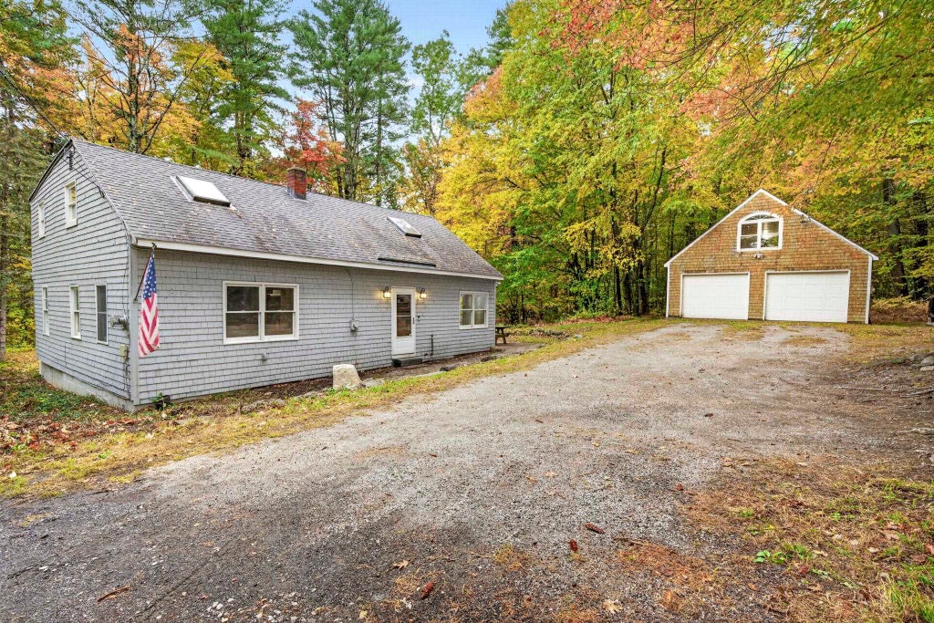 Photo of 379 Tirrell Hill Road, Goffstown, NH 03045 (MLS # 5114507)