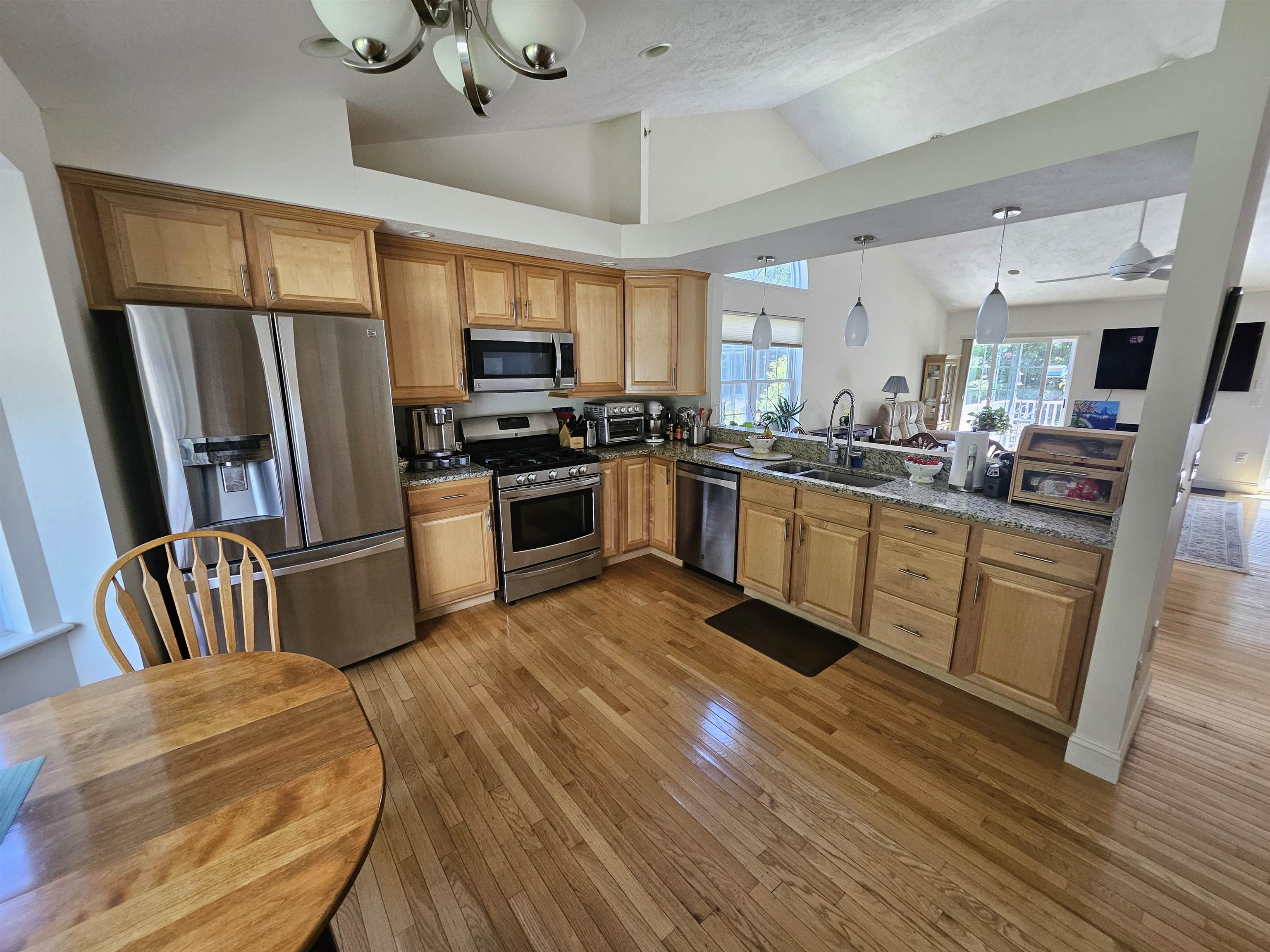 9 Hemlock Drive