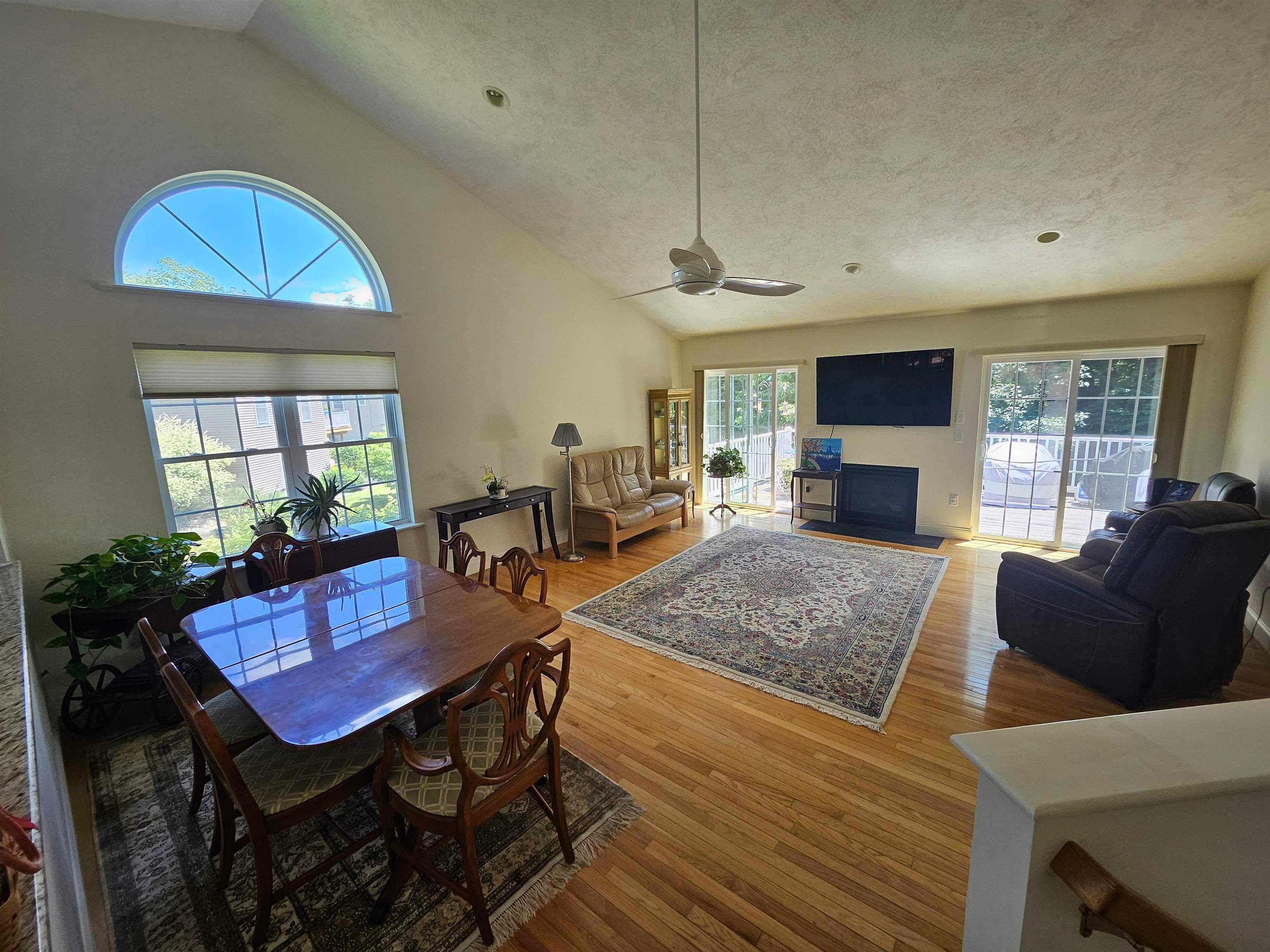9 Hemlock Drive