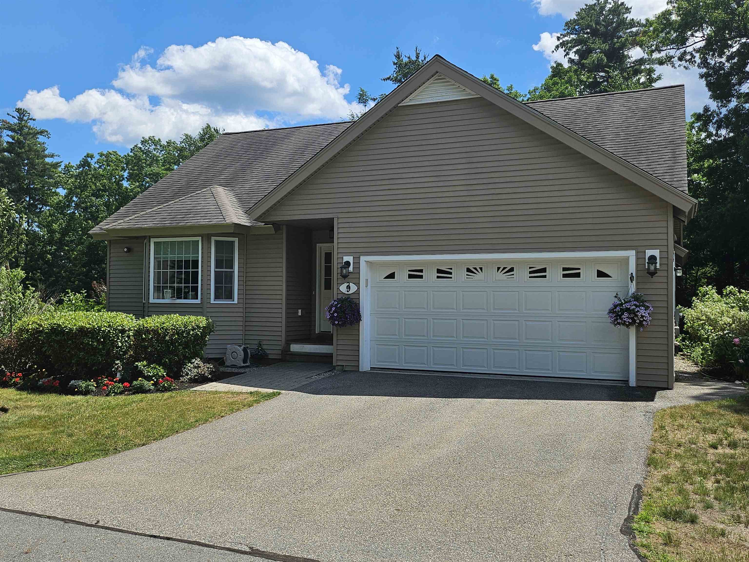 9 Hemlock Drive