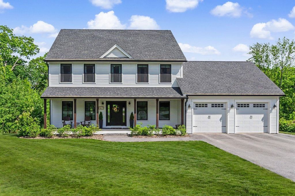 Photo of 7 Valerie Lane, Derry, NH 03038 (MLS # 5091392)