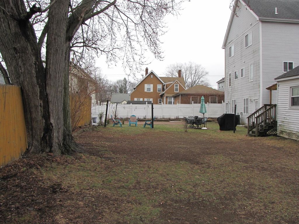Photo of 3 Mcilvin Street #B, Manchester, NH 03103 (MLS # 5091993)