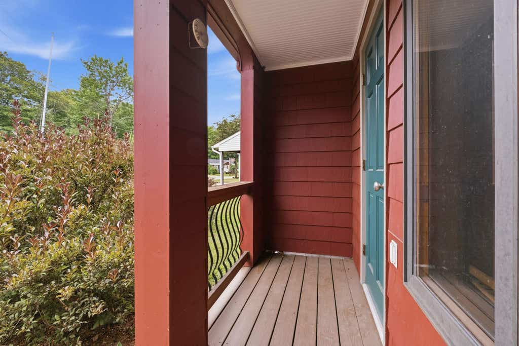 Photo of 26 Rue De Gionet Road, Lincoln, NH 03251 (MLS # 5106502)