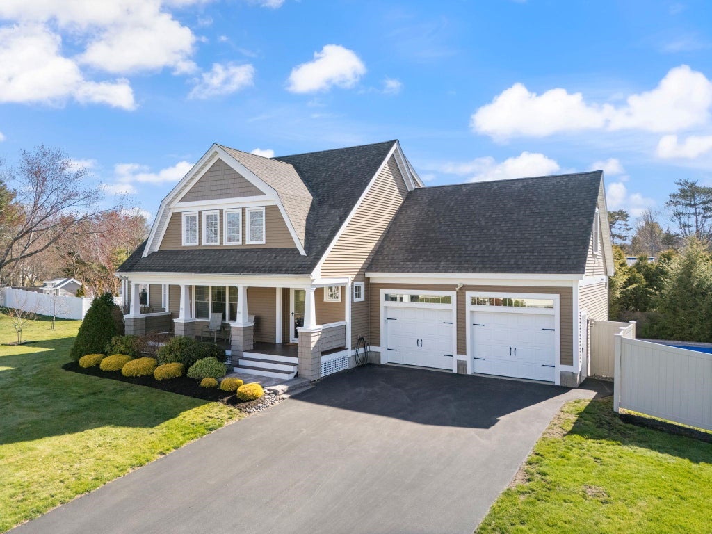 Photo of 2 Hilliard Drive, Hampton, NH 03842 (MLS # 5074828)