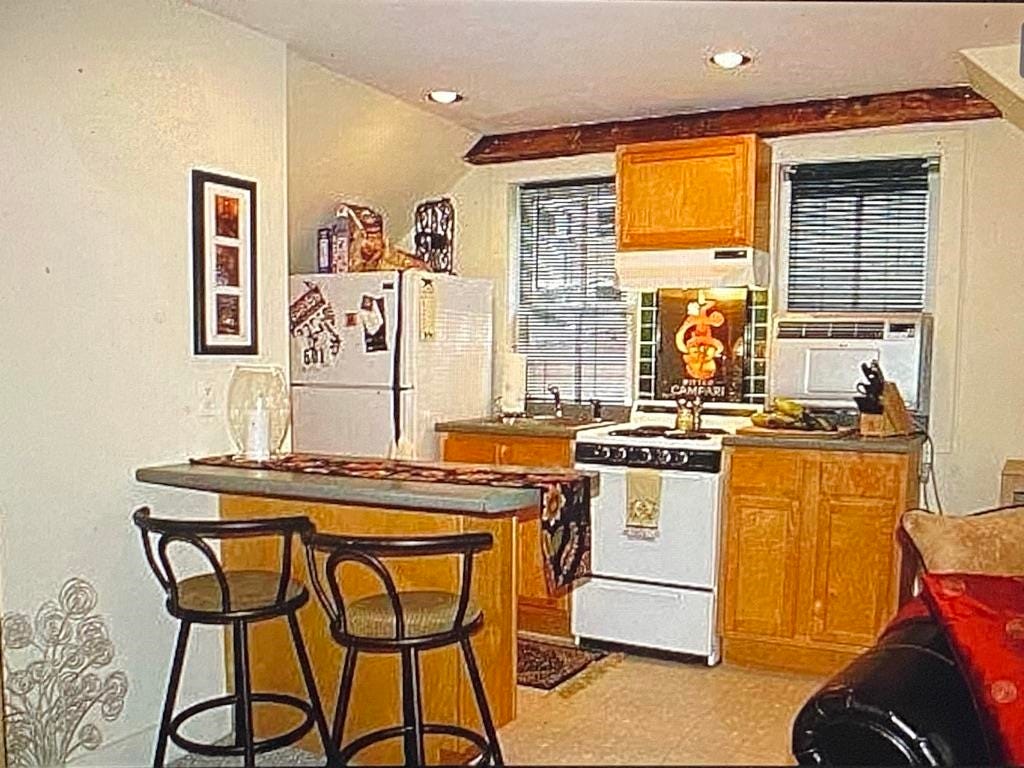 Photo of 168 Fleet Street, Portsmouth, NH 03801 (MLS # 5102065)