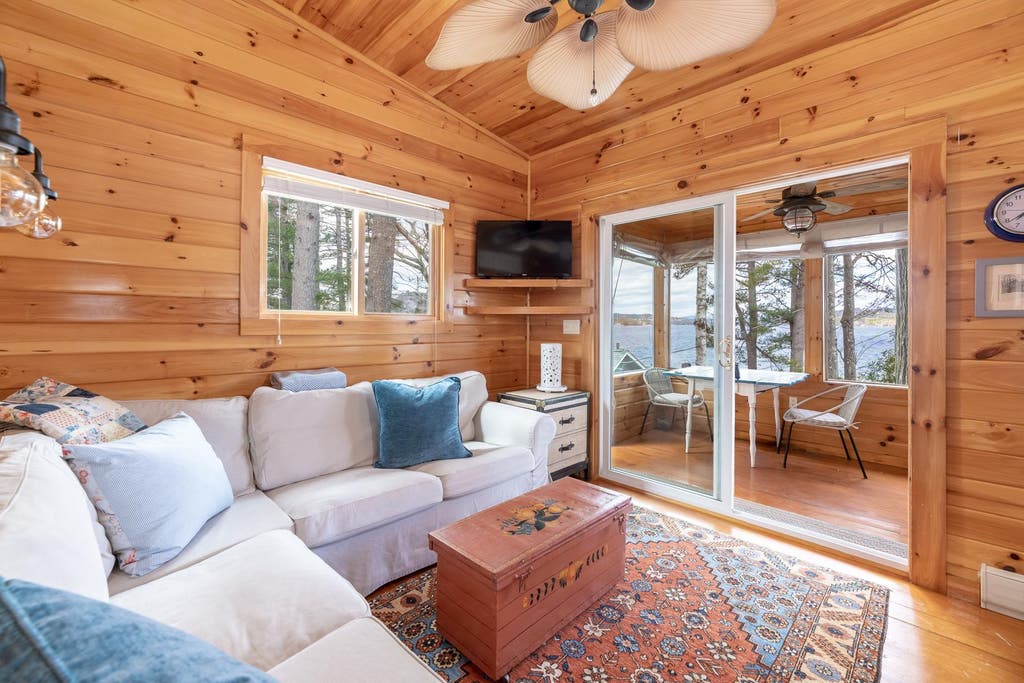 Photo of 148 Lucerne Avenue #4, Laconia, NH 03246 (MLS # 5084324)