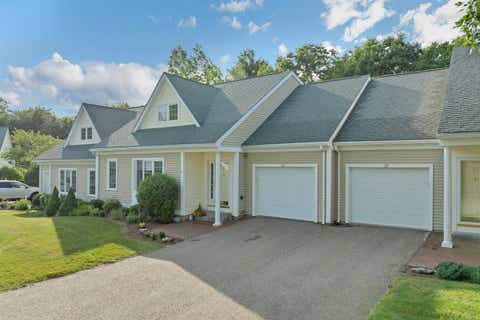 Photo of 20 Emily Circle, Meredith, NH 03253 (MLS # 5094956)