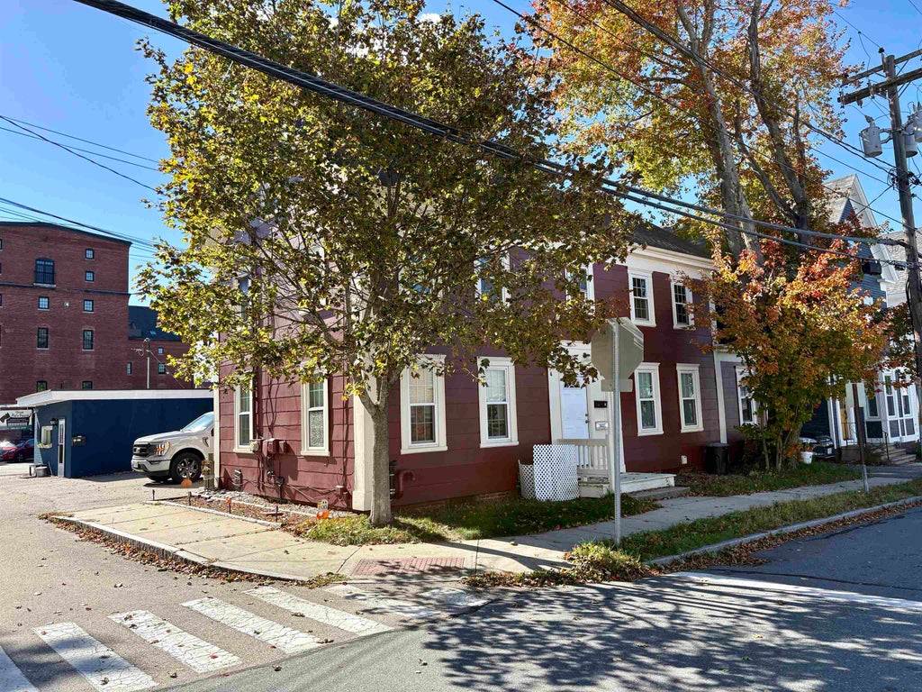 Photo of 92 Cass Street, Portsmouth, NH 03801 (MLS # 5113299)
