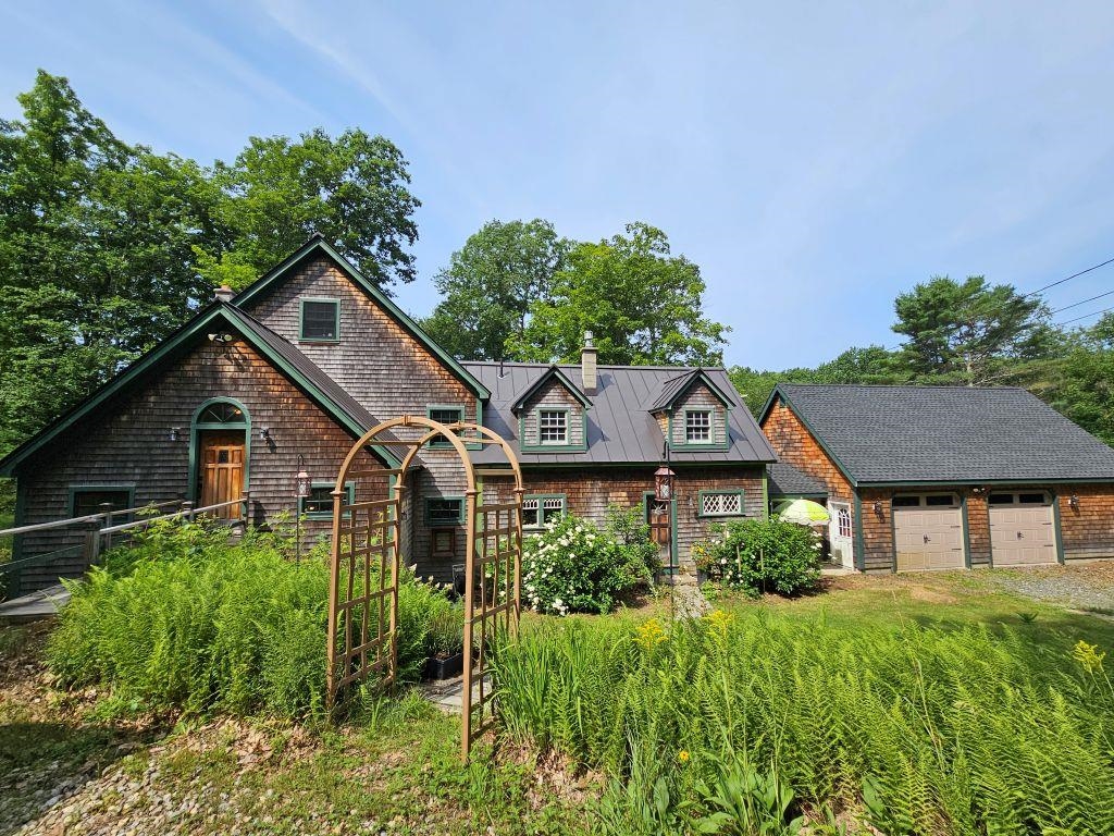 22 Tolman Pond Road