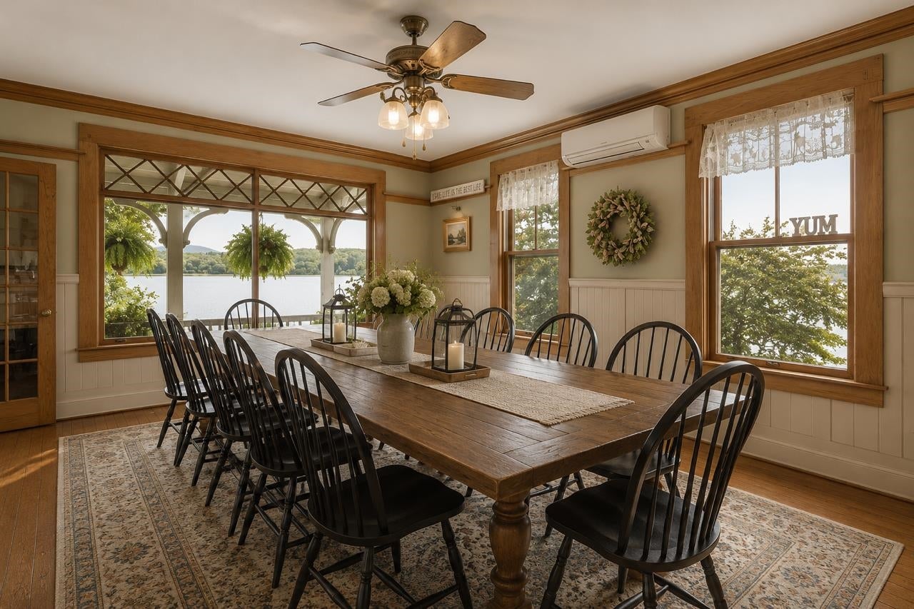 100 Lower Bay Road