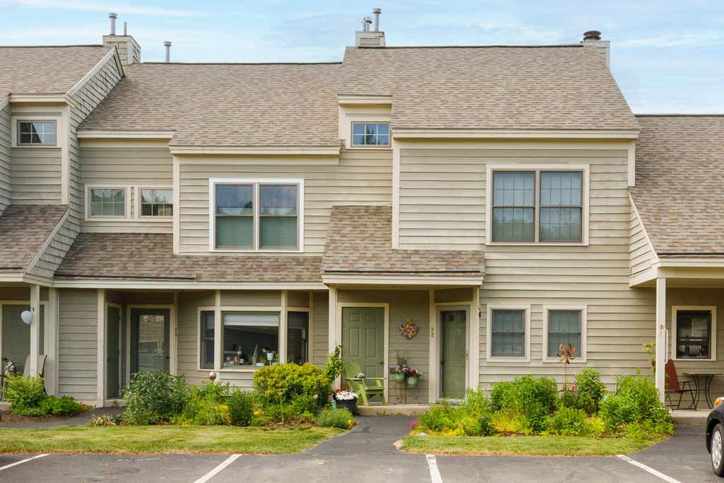Photo of 388 Western Avenue #B2, Henniker, NH 03242 (MLS # 5094771)