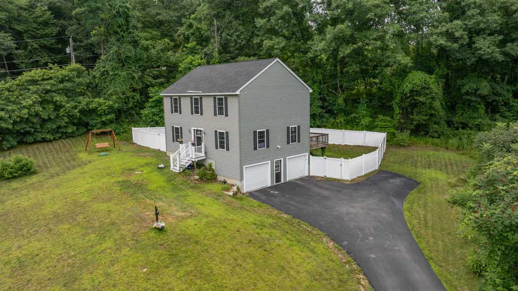 Photo of 885 Mason Road, Wilton, NH 03086 (MLS # 5101302)