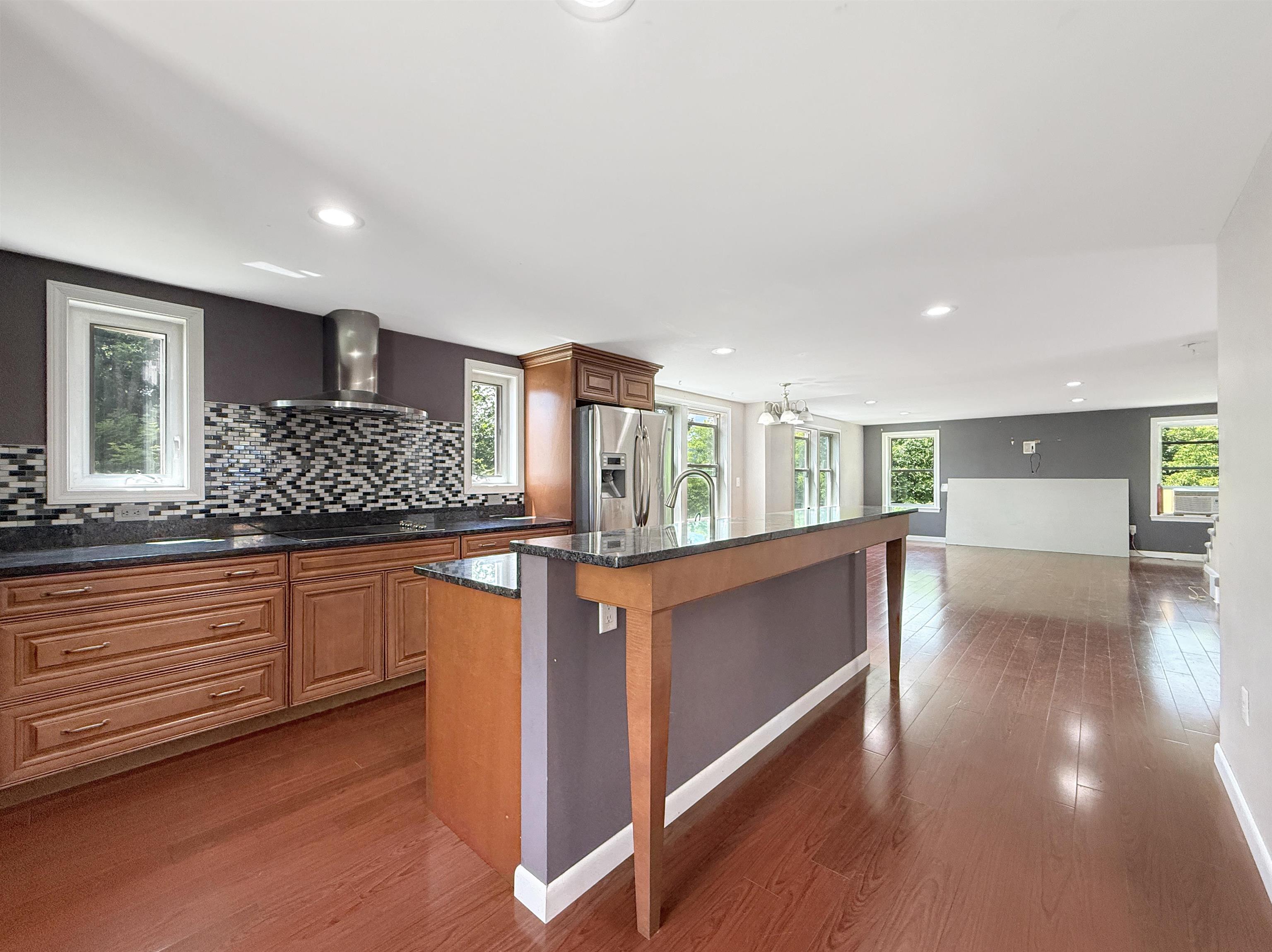 465 Hillside Avenue