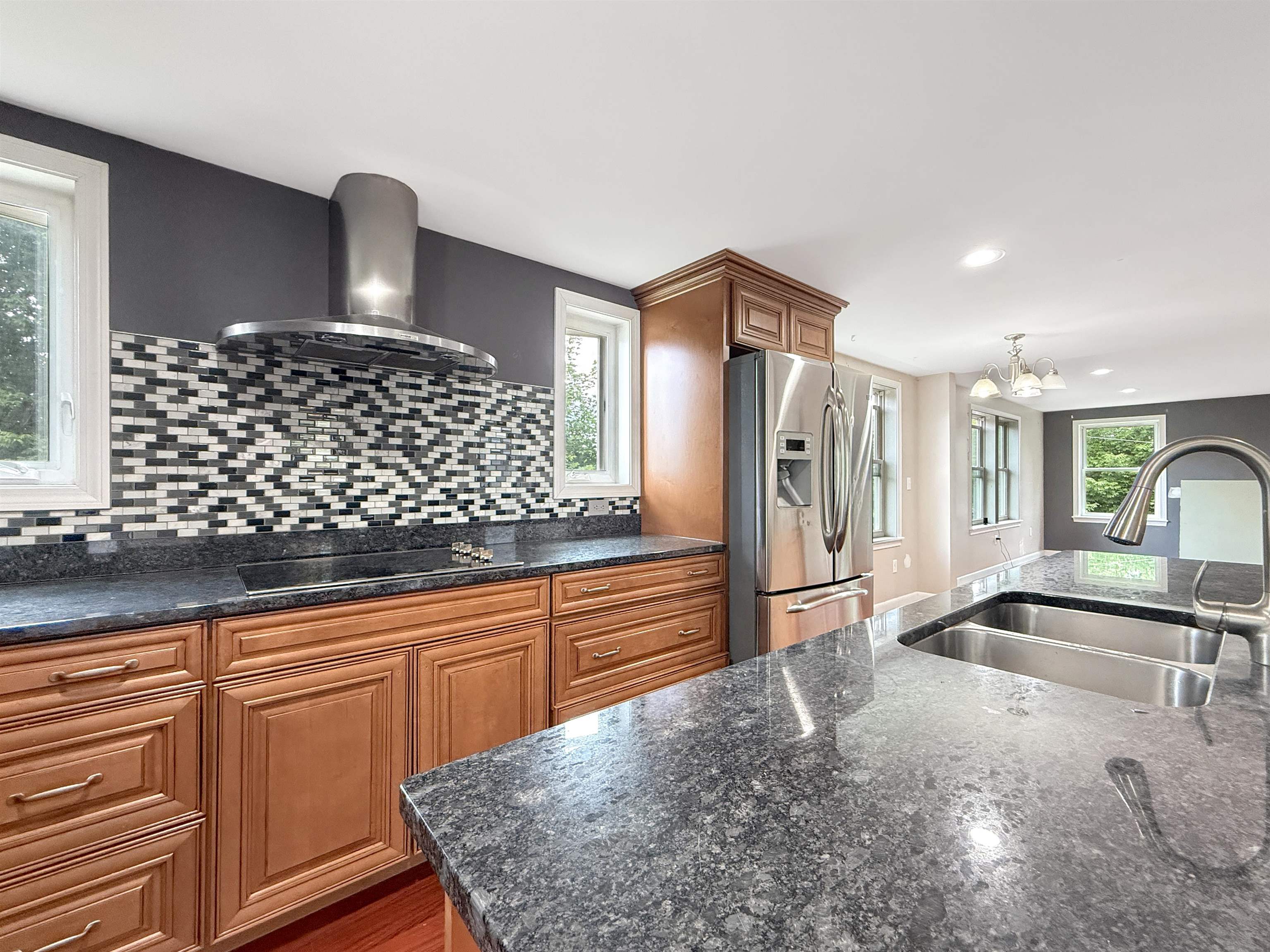 465 Hillside Avenue