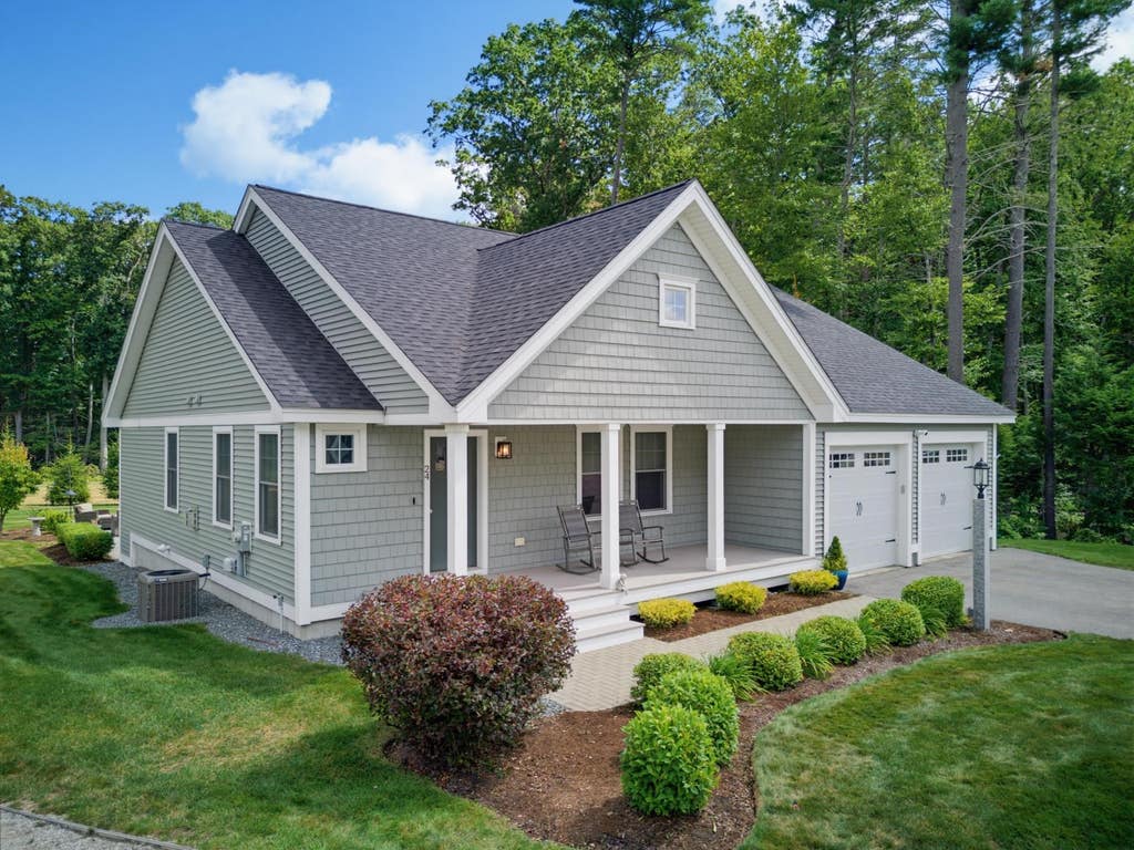 Photo of 24 Sage Drive #13, Hampton, NH 03842 (MLS # 5105232)