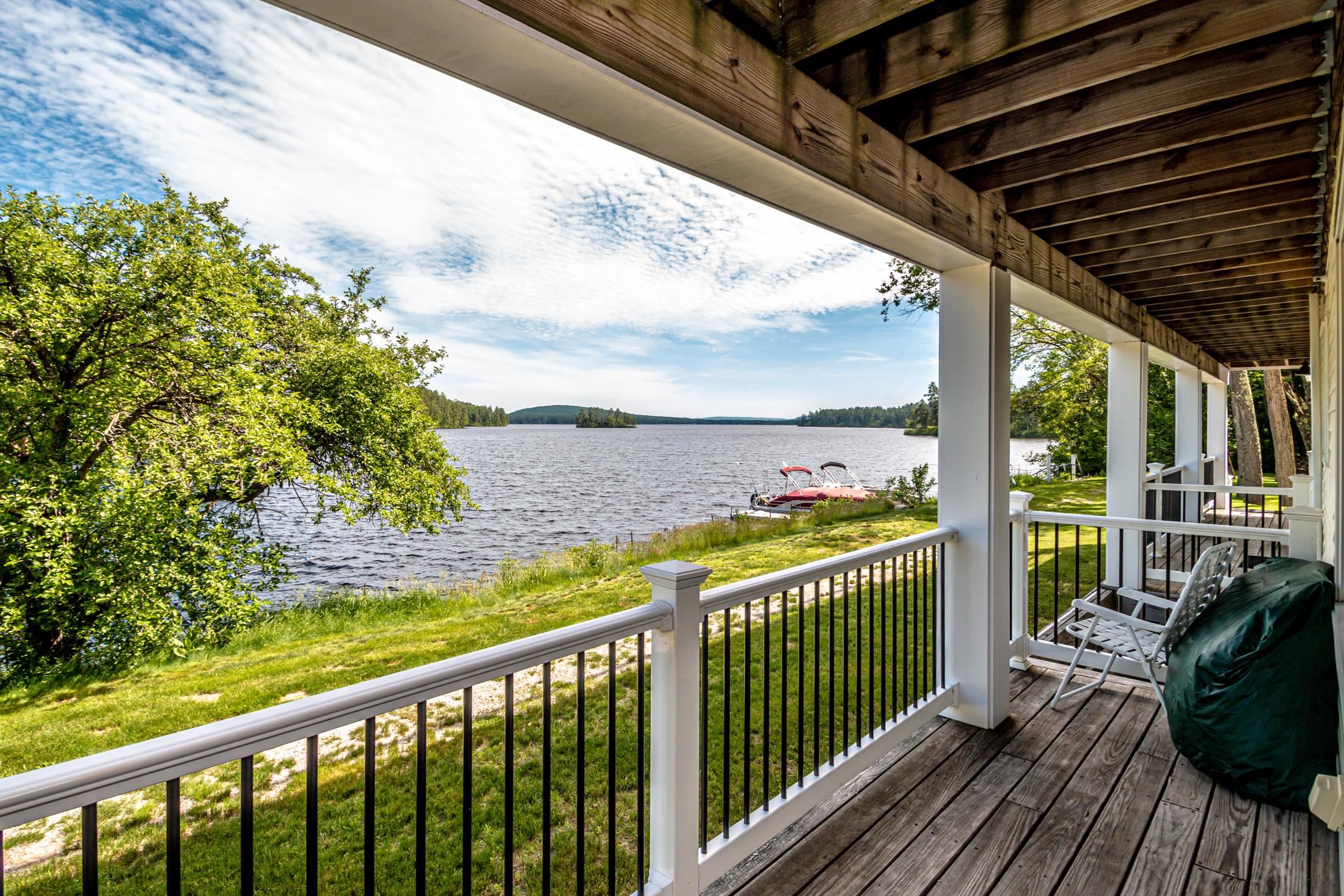 1374 Village Road 2