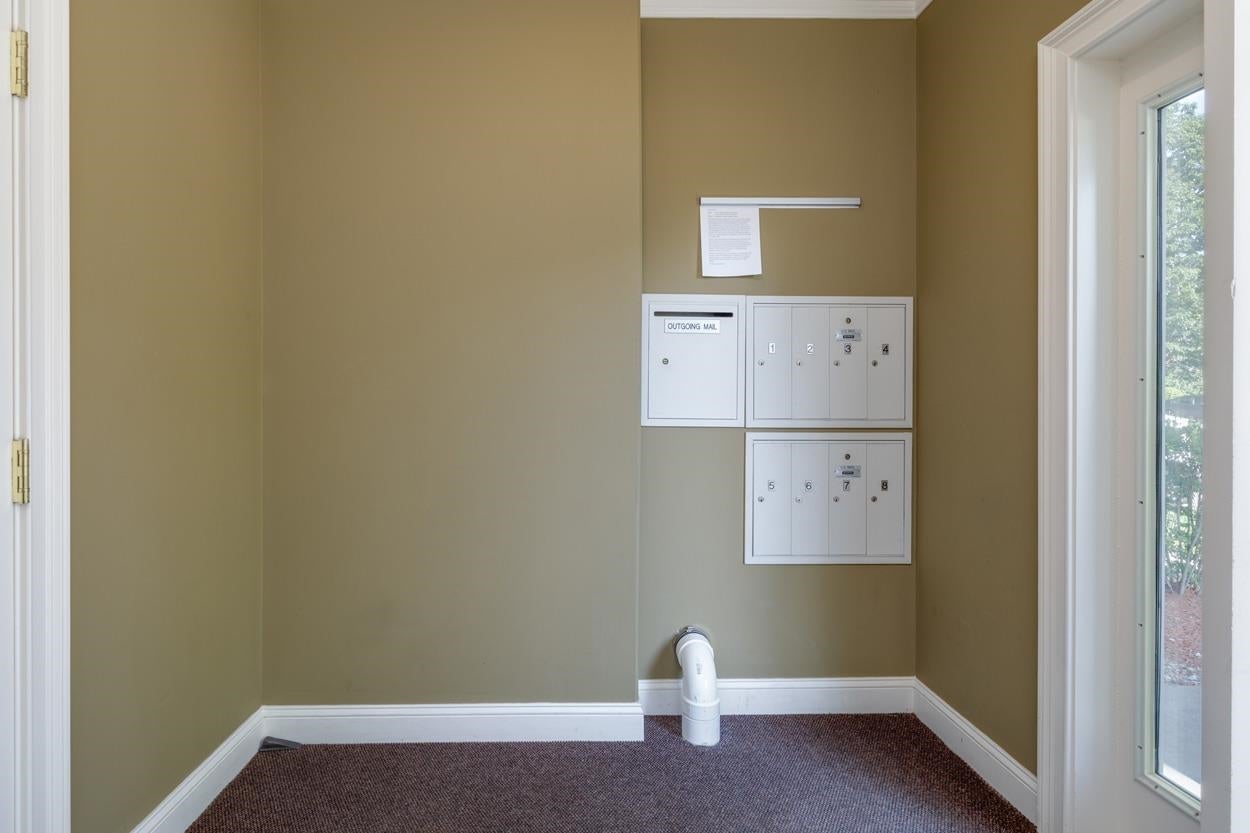 14-8 Carriage Way