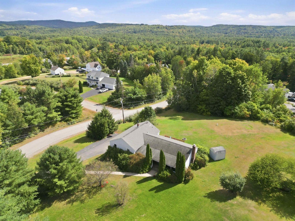 Photo of 11 Highcrest Drive, Belmont, NH 03220 (MLS # 5094558)