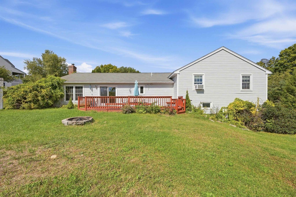 Photo of 11 Highcrest Drive, Belmont, NH 03220 (MLS # 5094558)