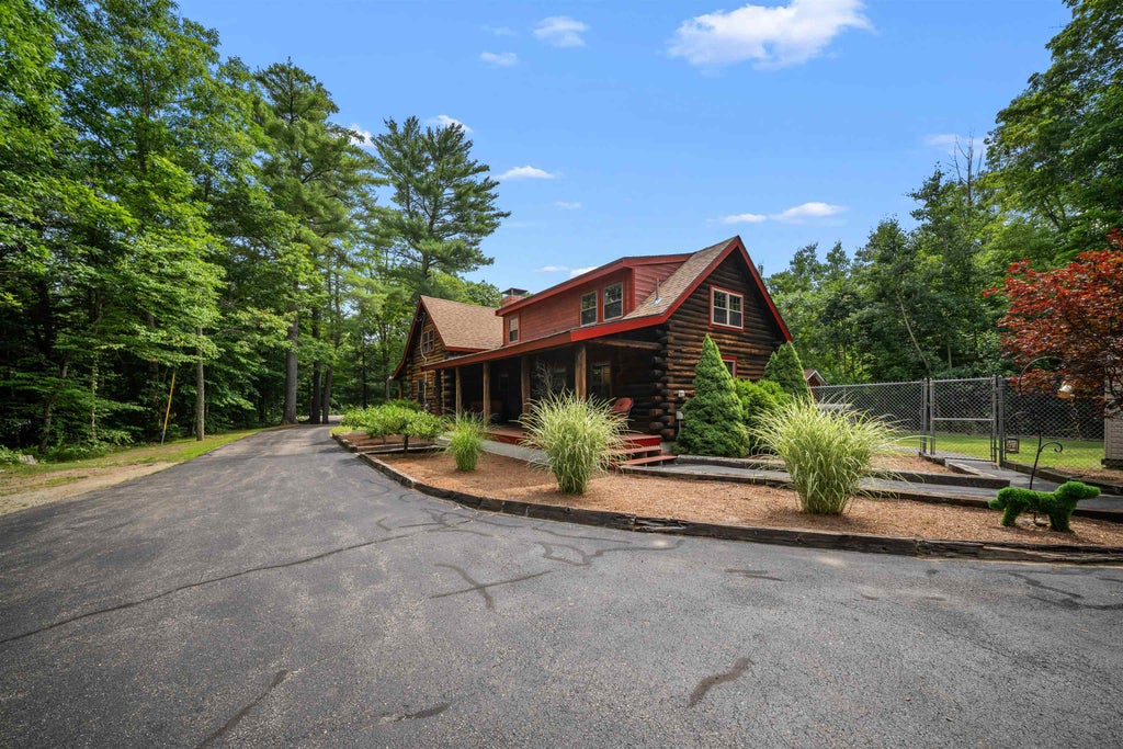 Photo of 1166 NH Route 11, Farmington, NH 03835 (MLS # 5105517)