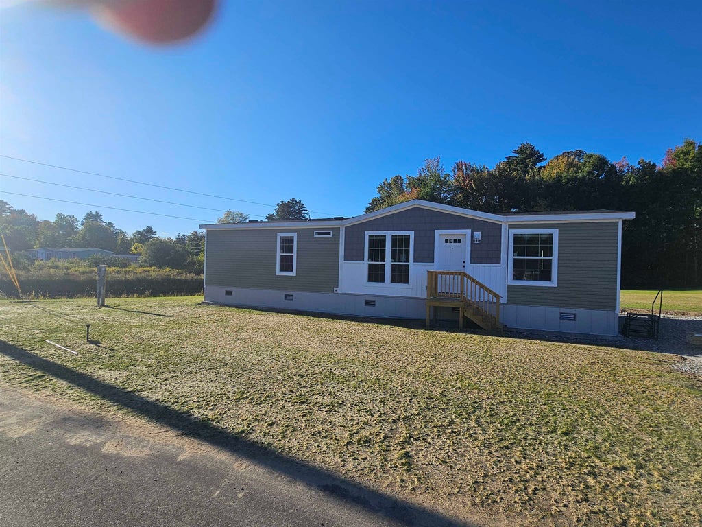 Photo of 6 Gallo Way, Litchfield, NH 03052 (MLS # 5111273)