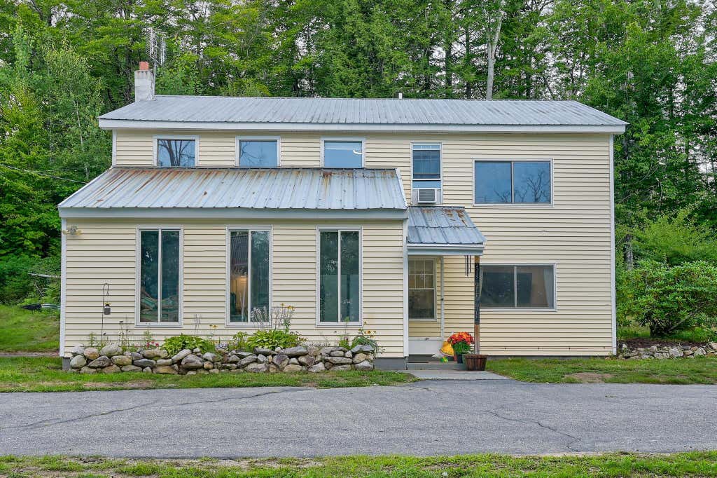 Photo of 2735 Green Hill Road, Chatham, NH 03813 (MLS # 5105231)