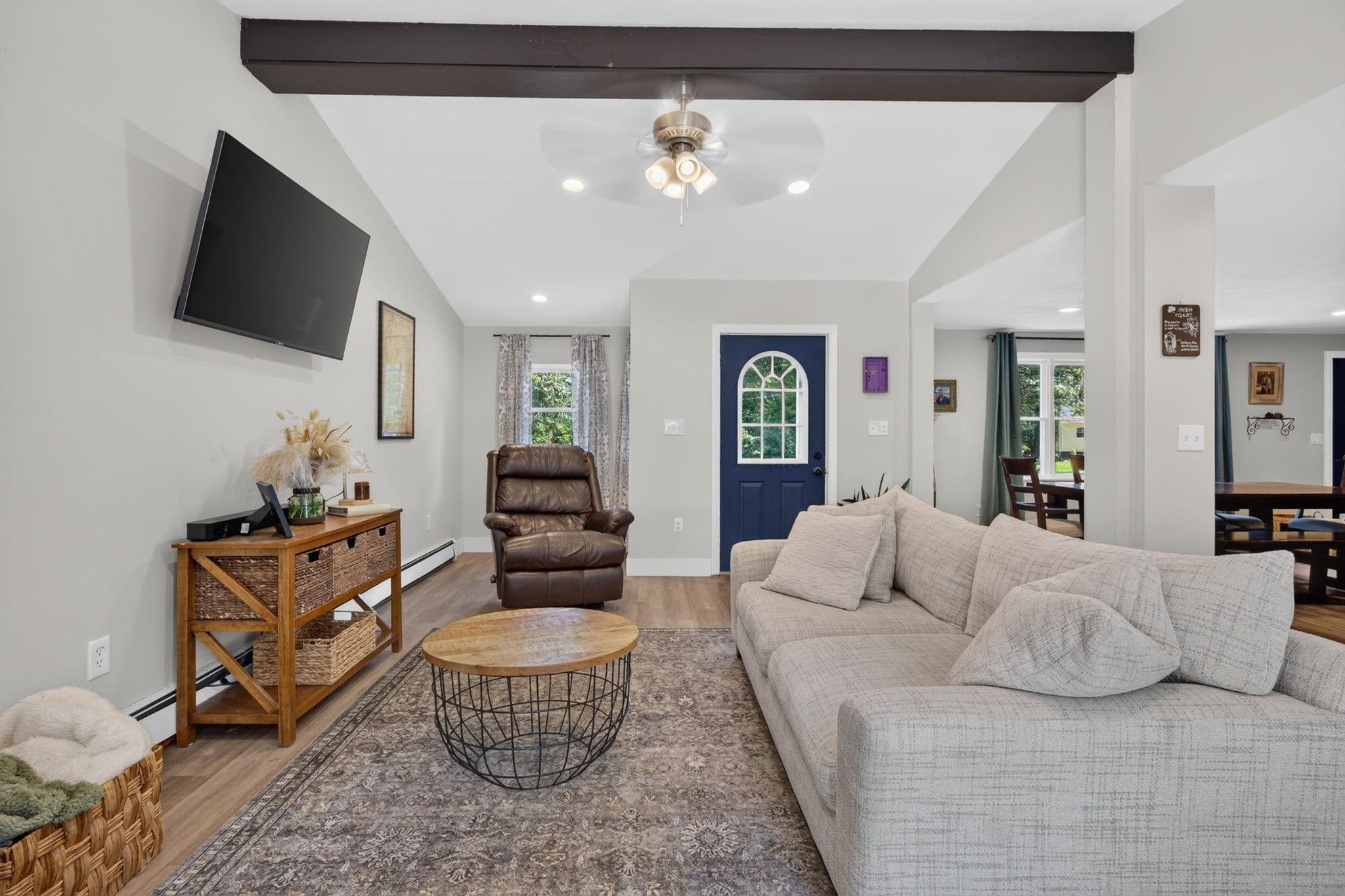 7 Merrick Road