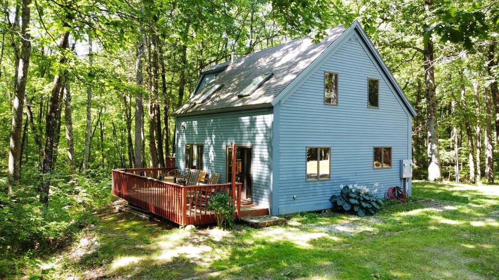 Photo of 563 Forest Road, Wilton, NH 03086 (MLS # 5105640)