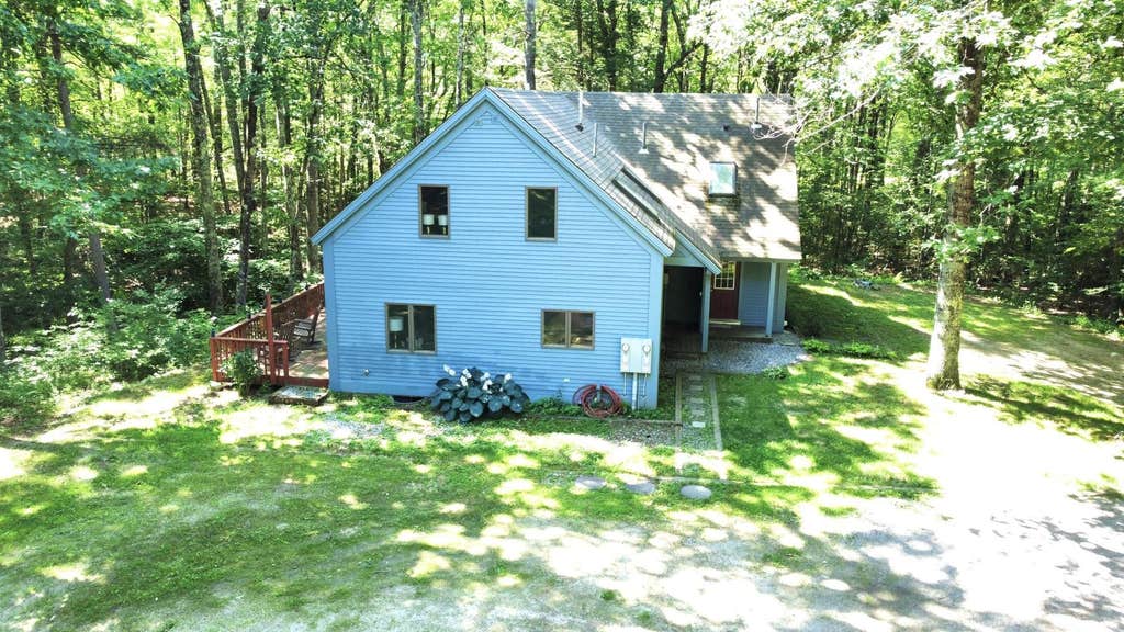 Photo of 563 Forest Road, Wilton, NH 03086 (MLS # 5105640)