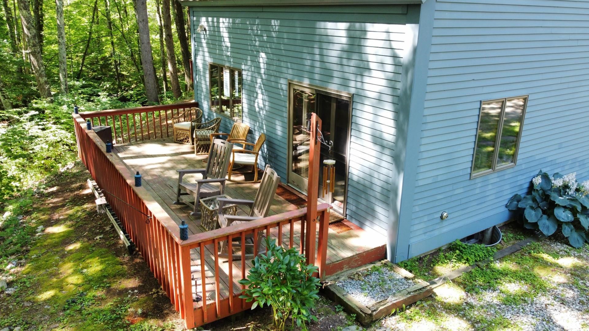 563 Forest Road