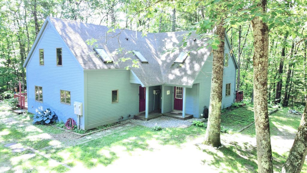 Photo of 563 Forest Road, Wilton, NH 03086 (MLS # 5105640)
