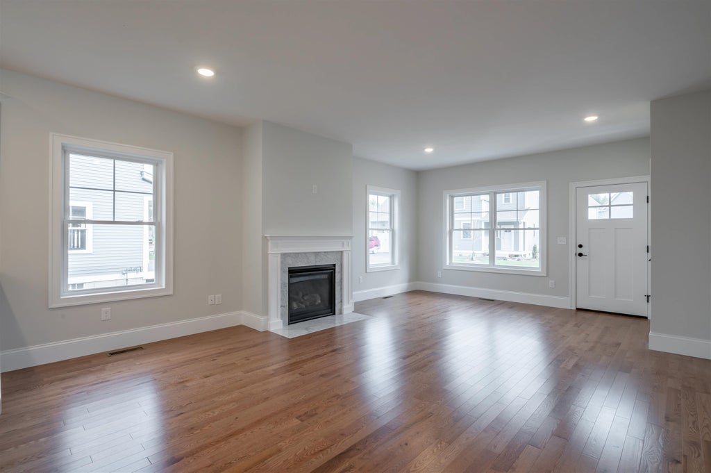 Photo of 14 Wilderness Drive, Nashua, NH 03062 (MLS # 5108661)