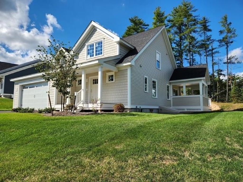 Photo of 1 The Cliffs at Evergreen, Evergreen Drive #1, Auburn, NH 03032 (MLS # 5062026)