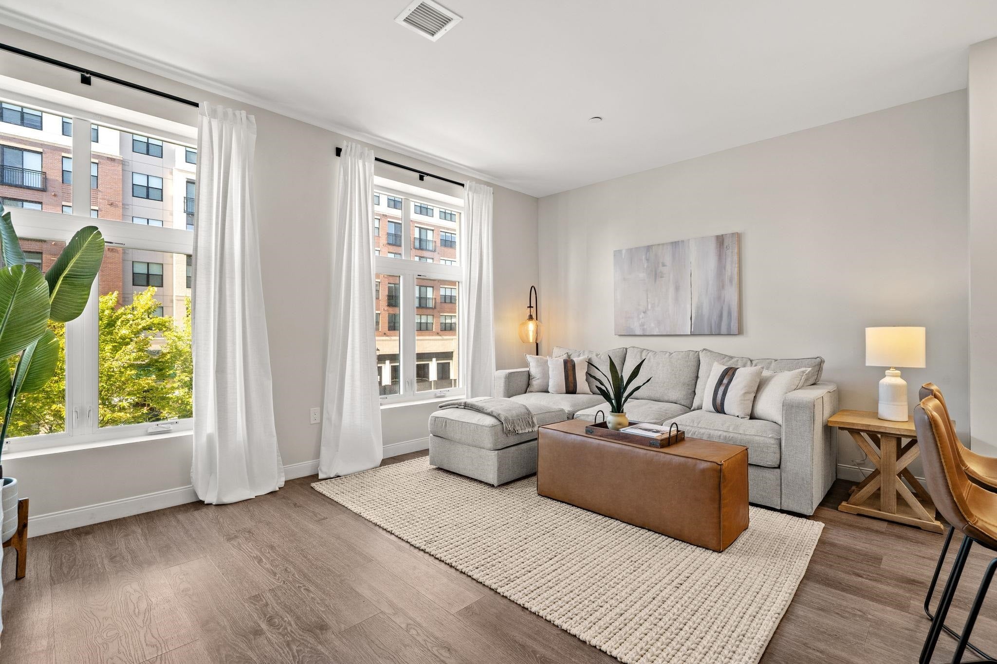 18 Artisan Drive 211