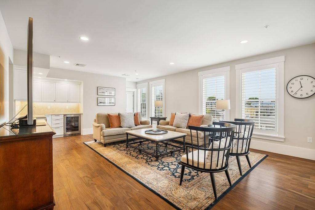 50 Maplewood Avenue 301