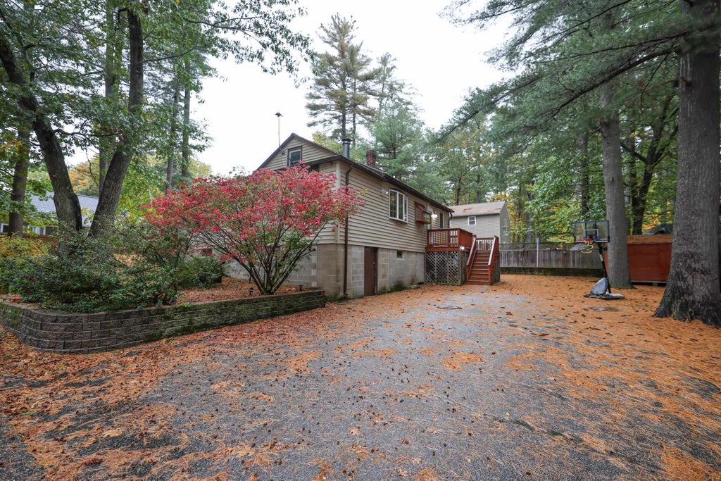 Photo of 13 Second Street, Kingston, NH 03848 (MLS # 5114708)
