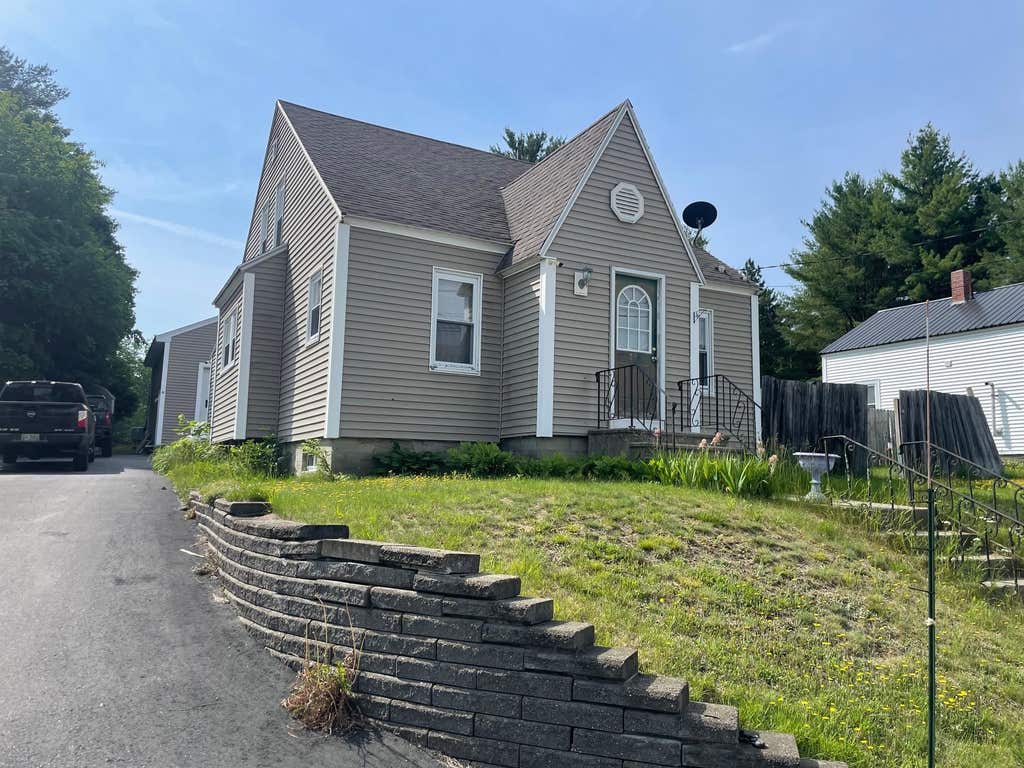 Photo of 23 Montgomery Drive, Farmington, NH 03835 (MLS # 5094239)